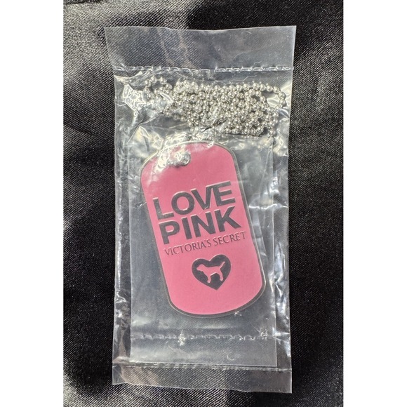 PINK Victoria’s Secret Jewelry - Vintage Y2K Victoria Secret PINK VIP Dog Tag Necklace LOVE PINK Sealed NIP RARE